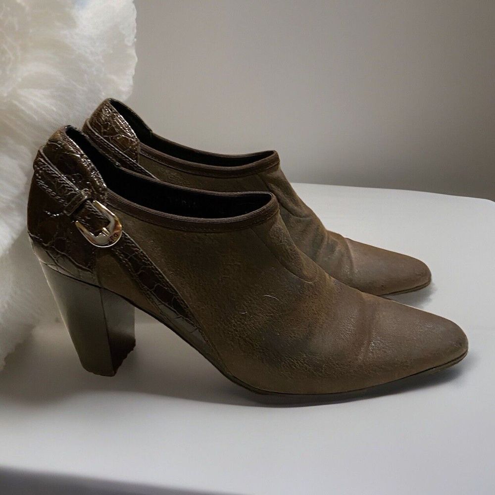 DONALD J PLINER Couture Tabia Brown Suede Croc Ankle Booties 6M Italy EUC